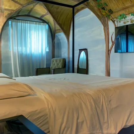 La Grotta Incantata - Elegante Tra Arte E Natura A Apartman Modena
