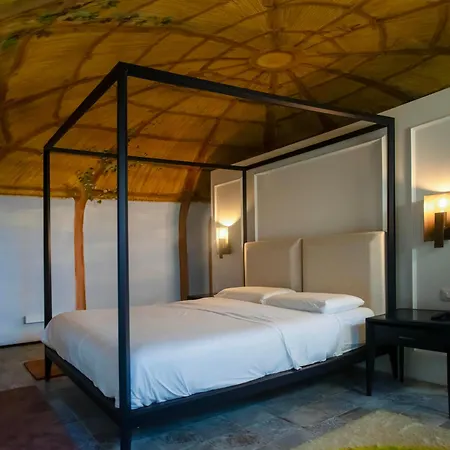 La Grotta Incantata - Elegante Tra Arte E Natura A Apartment