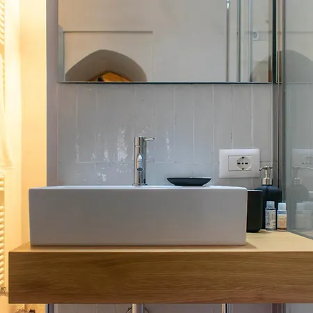 Apartment La Grotta Incantata - Elegante Tra Arte E Natura A