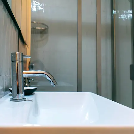 La Grotta - Artistica Esclusiva * Módena