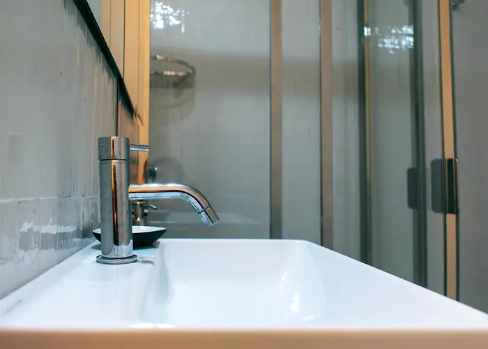 La Grotta - Artistica Esclusiva * Módena