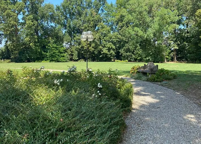 La Grotta - Artistica Esclusiva * Modena